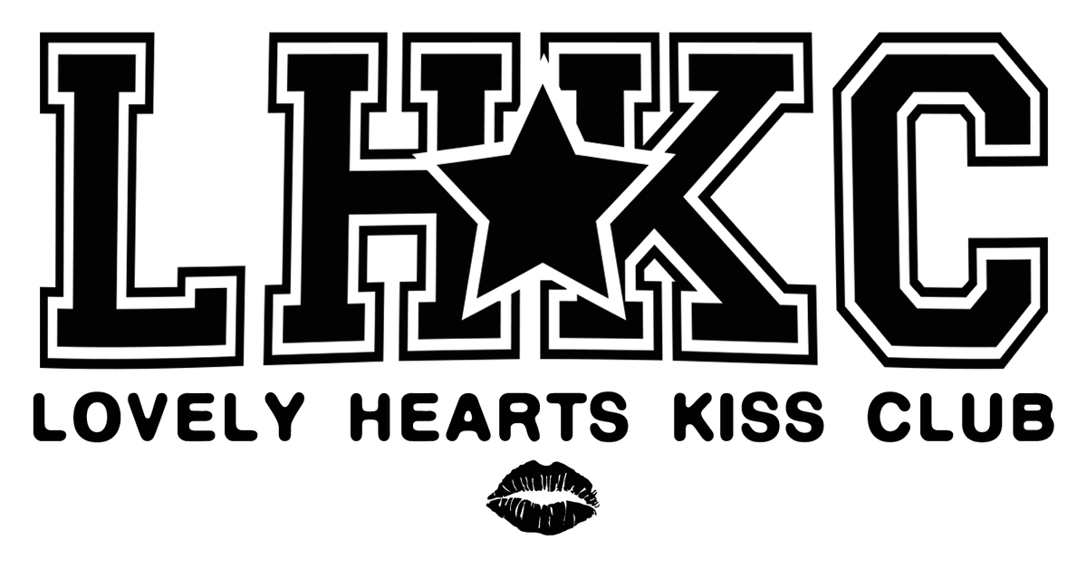 Lovely Hearts Kiss Club